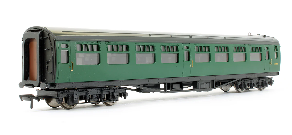 Pre-Owned 34-529B 63ft Bulleid Semi-Open 2nd Corridor Coach BR (SR) Green S119S