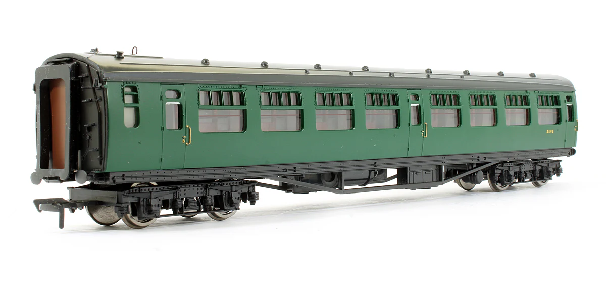 Pre-Owned 34-529B 63ft Bulleid Semi-Open 2nd Corridor Coach BR (SR) Green S119S - Image 2