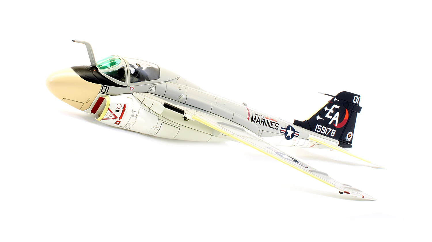 Pre-Owned 588202 A-6E Intruder U.S. Marine Corps VMA(AW)-332 Moon Lighters EA01 1976