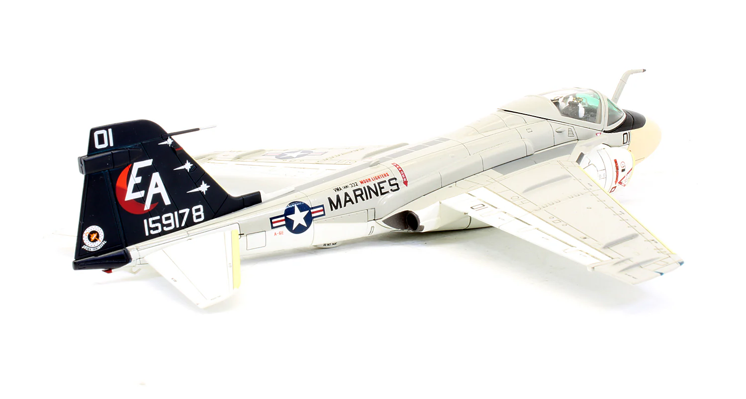 Pre-Owned 588202 A-6E Intruder U.S. Marine Corps VMA(AW)-332 Moon Lighters EA01 1976 - Image 3