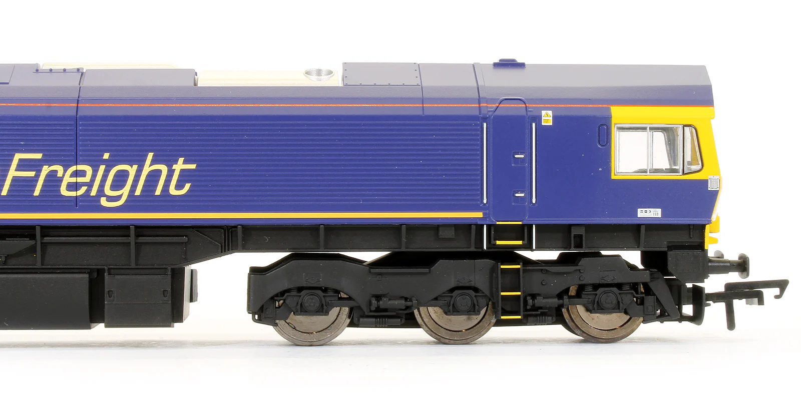 Pre-Owned R2954 ADVENZA Class 66842 Diesel Locomotive - Image 4