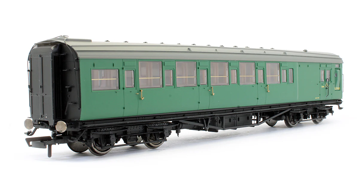 Pre-Owned R4836 BR (Ex-SR) Maunsell 6 Compartment Brake 2nd Coach 'S 2763 S'