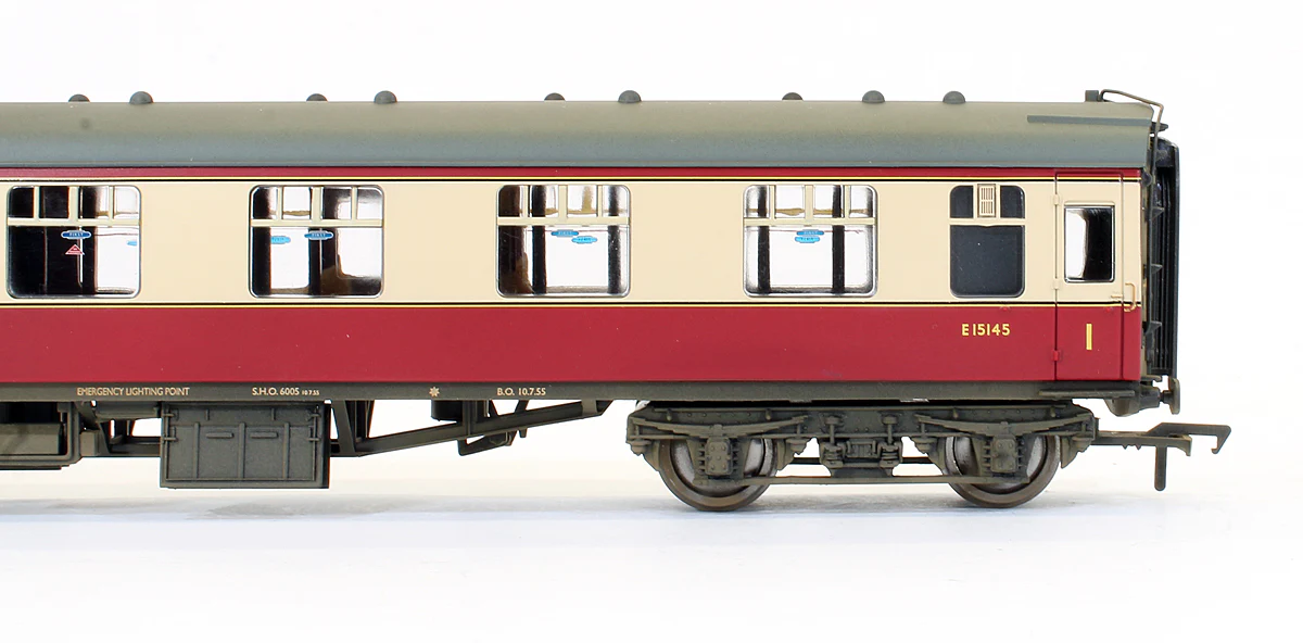 39-127E Pre-Owned BR MK1 Corridor Composite CK Coach Crimson & Cream 'E15145' (Weathered) - Image 3