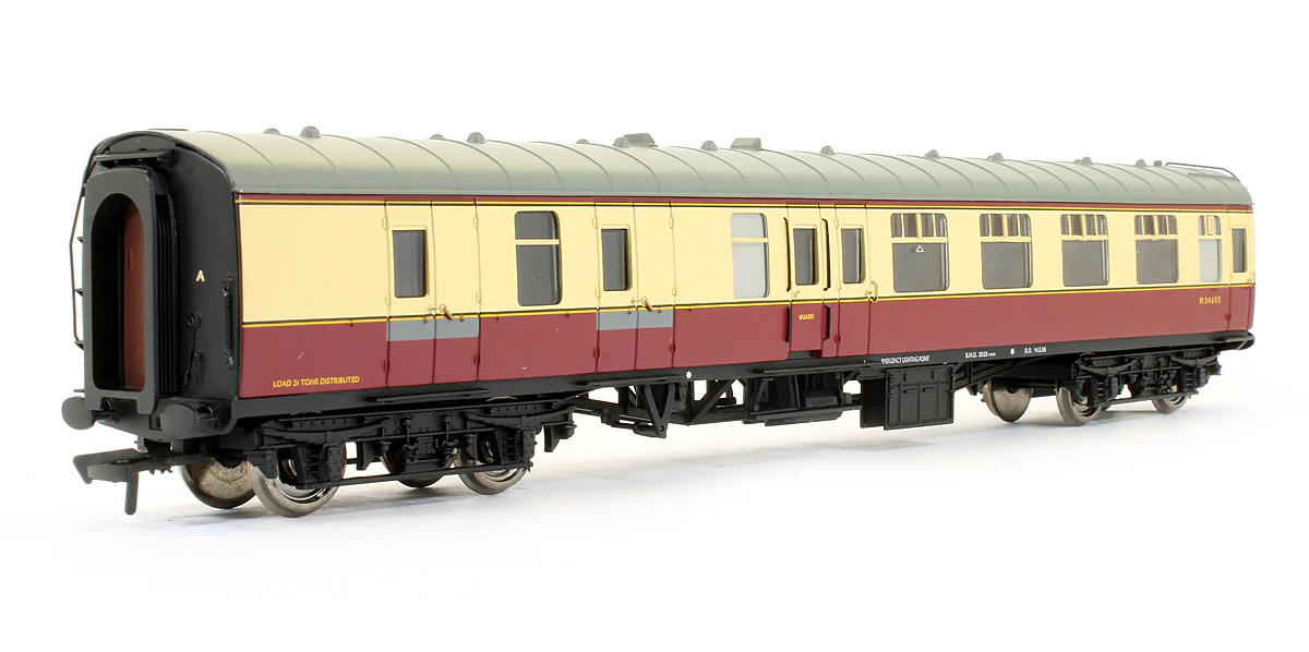 Pre-Owned 39-077 BR MK1 Express Passenger BSK Coach Crimson & Cream 'M34655' - Image 2