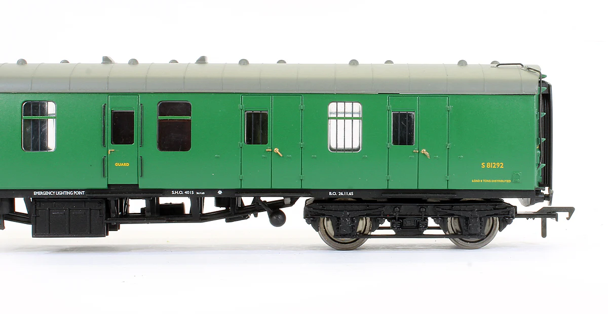 Pre-Owned 39-178A BR MK1 Full Brake BG Coach (SR) Green 'S81292' - Image 3