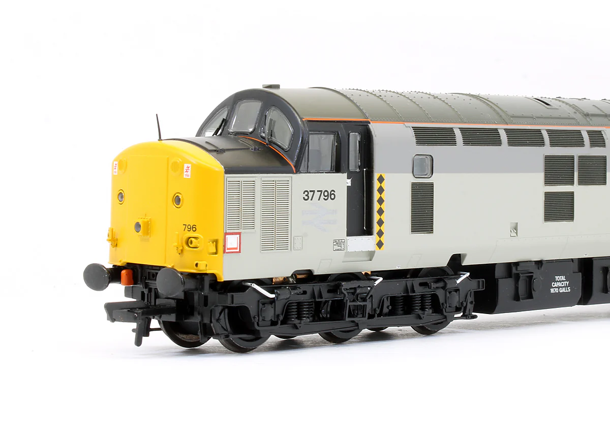 Pre-Owned 32-391 Class 37/7 37796 Railfreight Coal Sector Diesel Locomotive - Image 3