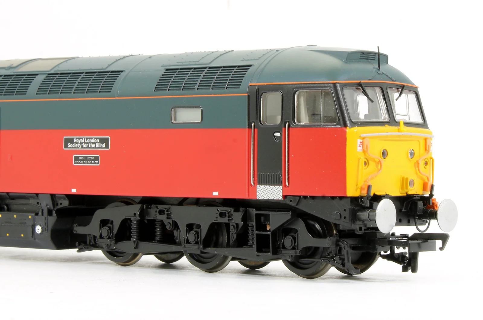 Pre-Owned 32-817 Class 47745 'Royal London Society For The Blind' RES Diesel Locomotive - Image 4