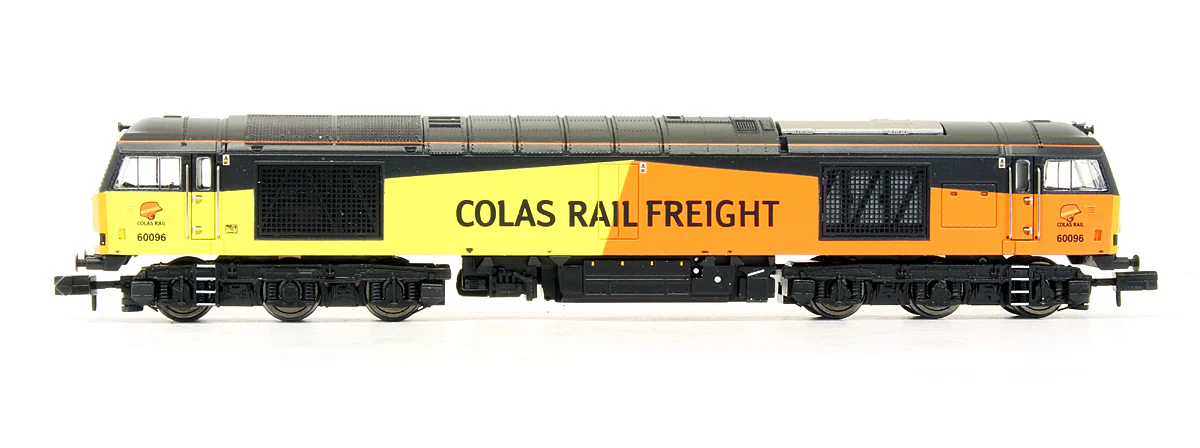 Pre-Owned 371-358A Class 60096 Colas Rail Freight Diesel Locomotive - Image 3