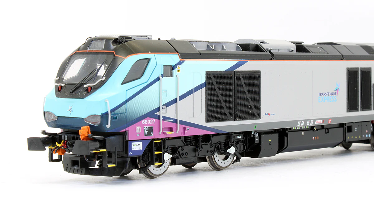 RN68027-CSF Pre-Owned Class 68 'Splendid' 68027 Transpennine Express Diesel Locomotive - Renumbered & Renamed - DCC Sound - Image 3