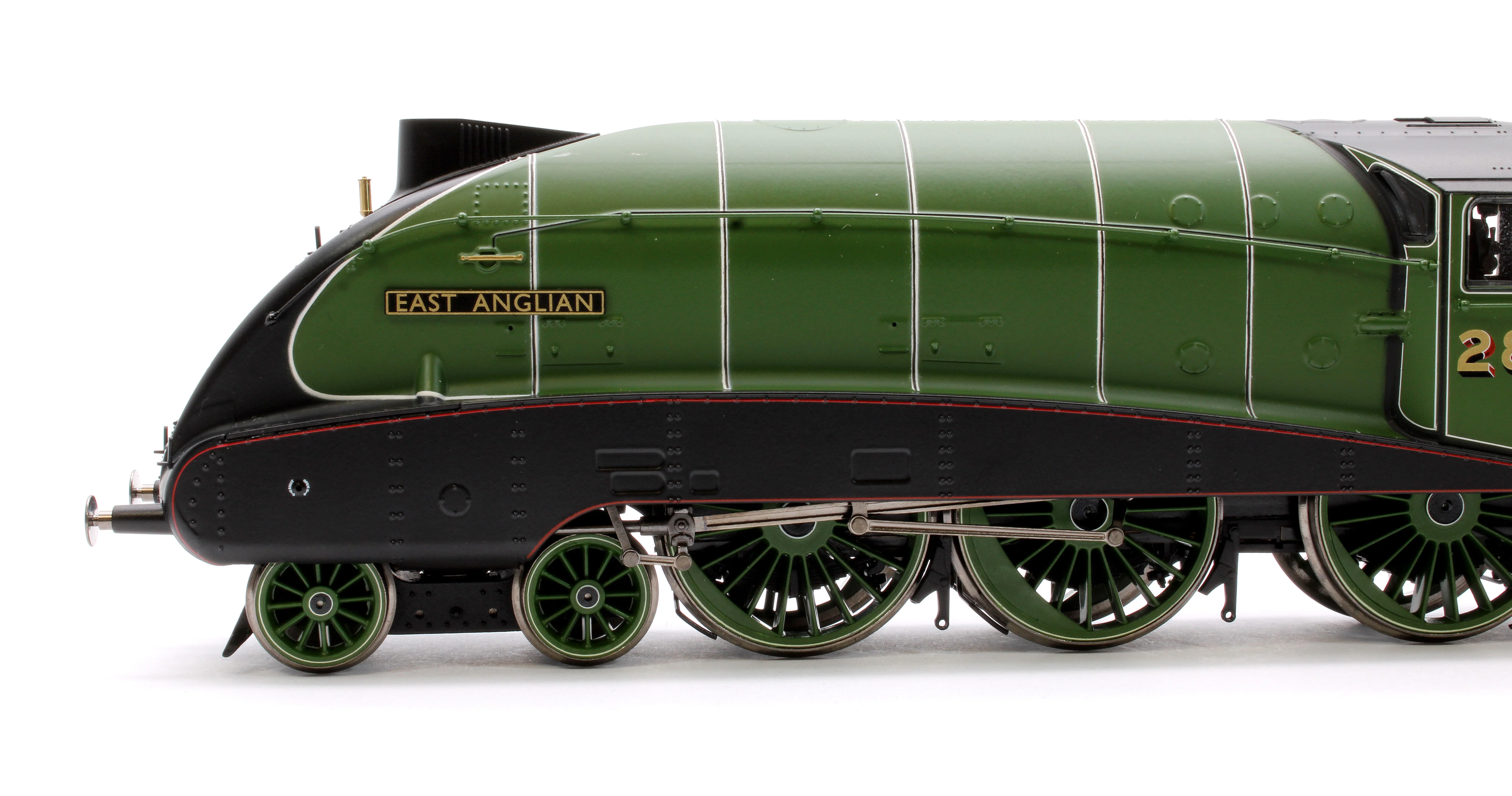 Pre-Owned R30136 Class B17/5 4-6-0 2859 'East Anglian' LNER Apple Green Steam Locomotive - Image 6