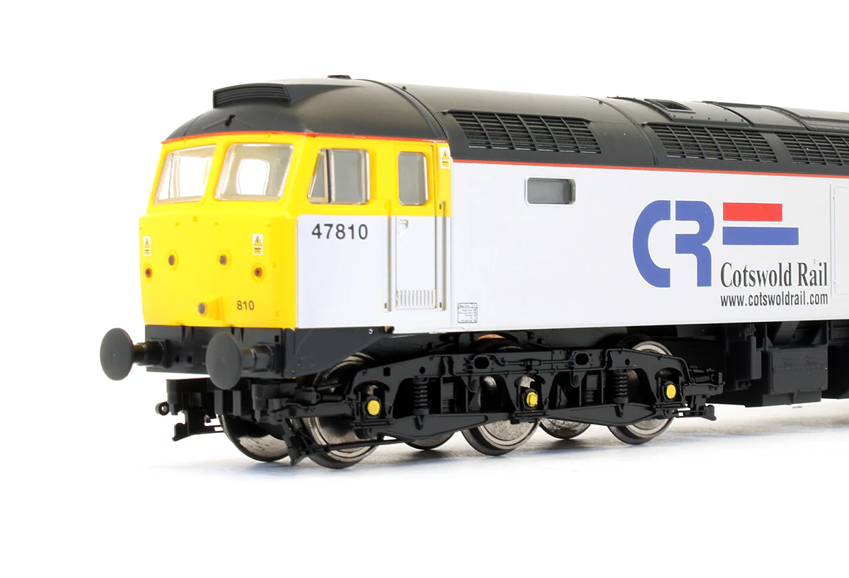 V2065 Pre-Owned Cotswold Rail Class 47810 'Capitain Sensible' Diesel Locomotive - Image 3