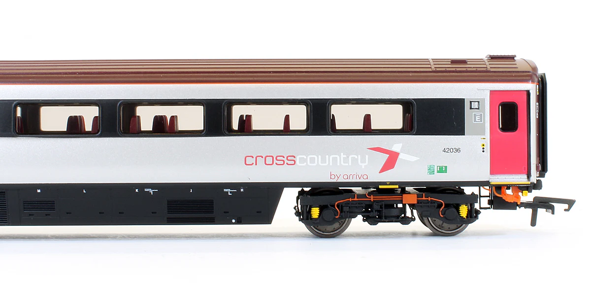 Pre-Owned R4940E Cross Country MK3 Sliding Door TS Coach '42036' - Image 3