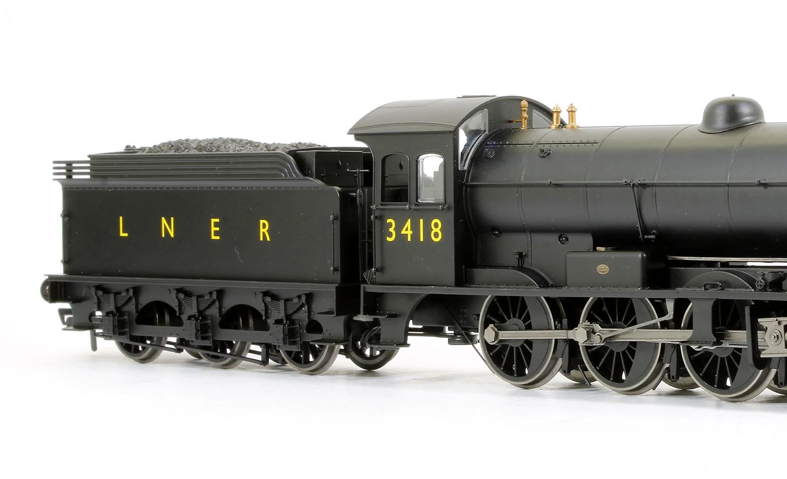 Pre-Owned R3424 LNER Class Q6 '3418' Steam Locomotive - Image 3