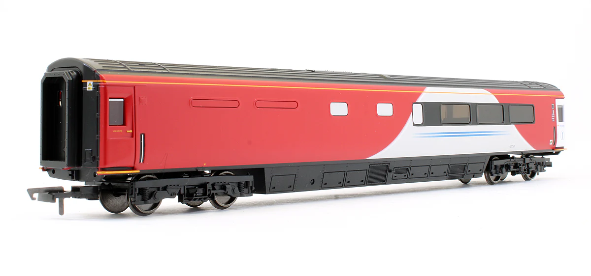 R4932A Pre-Owned LNER MK3 Buffet Car '40750' - Image 2