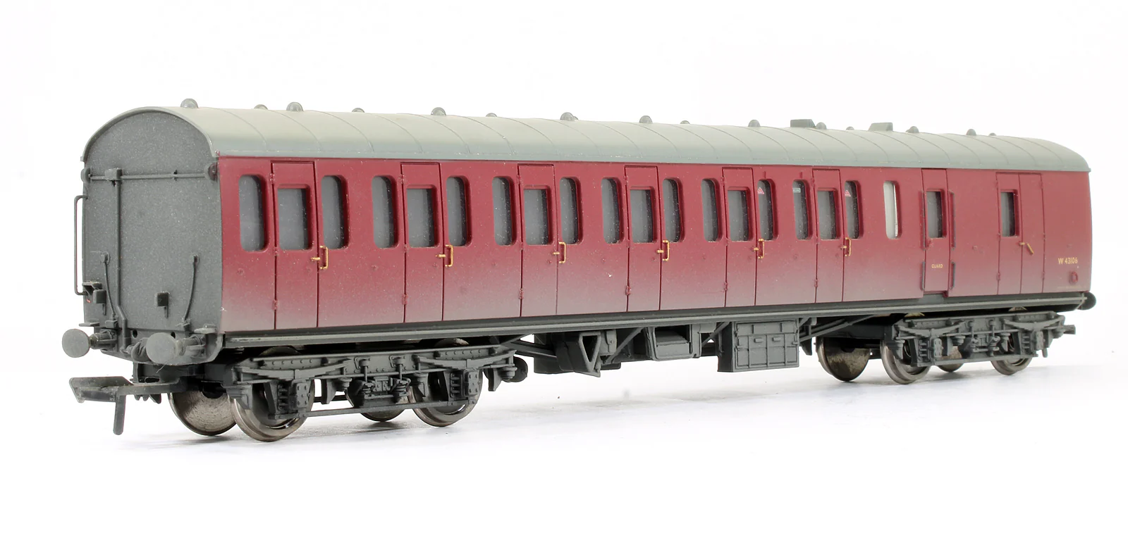 Pre-Owned MK1 Suburban Second Brake Coach BR Crimson (Weathered)