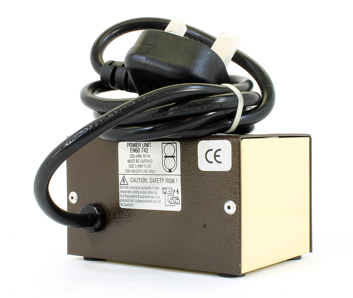 Pre-Owned Model M1 Cased Transformer 2x16v AC Premium Power Pack - Image 2