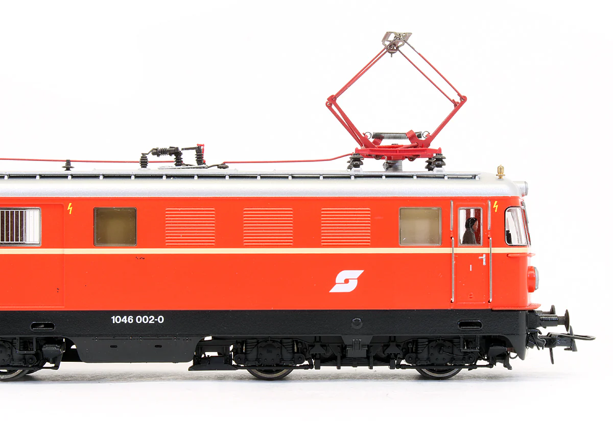 73295 Pre-Owned OBB 1046 002-0 Electric Locomotive - DCC Sound - Image 4