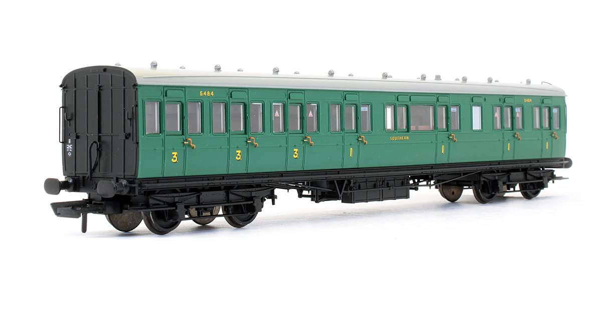 39-613 Pre-Owned SE&CR 60' Birdcage Composite Lavatory Coach Southern Railway Malachite Green '5484'