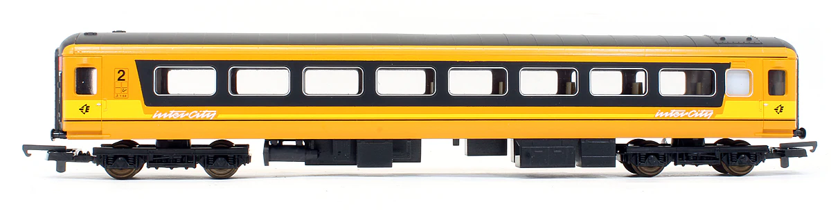 LT600001 Pre-Owned Set Of 3 IC MK2 Passenger Coaches - Image 4