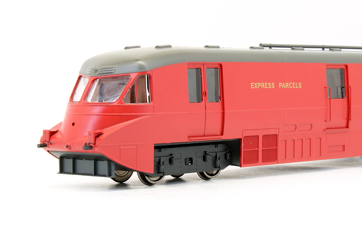 4D-011-101 Pre-Owned Streamlined Railcar Express Parcels BR Crimson Locomotive No.17 - DCC Fitted - Image 3