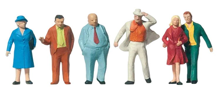PR14124 Passers By (6) Standard Figure Set