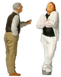 PR28180 Arguing Couple Figure