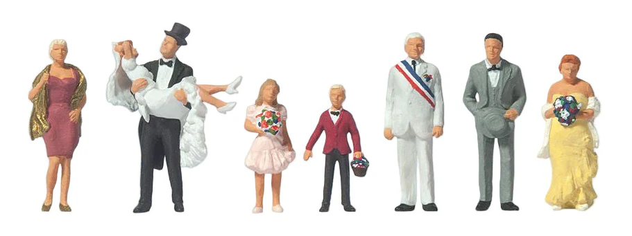 PR10790 Wedding Scene (8) Exclusive Figure Set