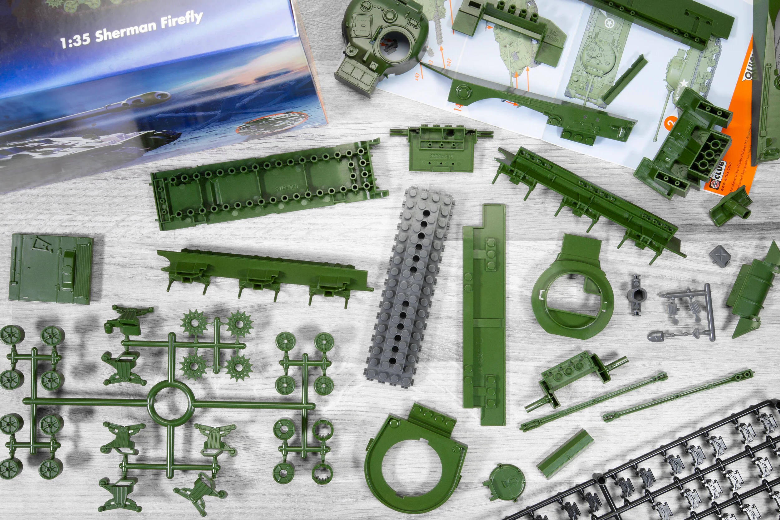 J6042 QUICKBUILD Sherman Firefly Model Kit - Image 8