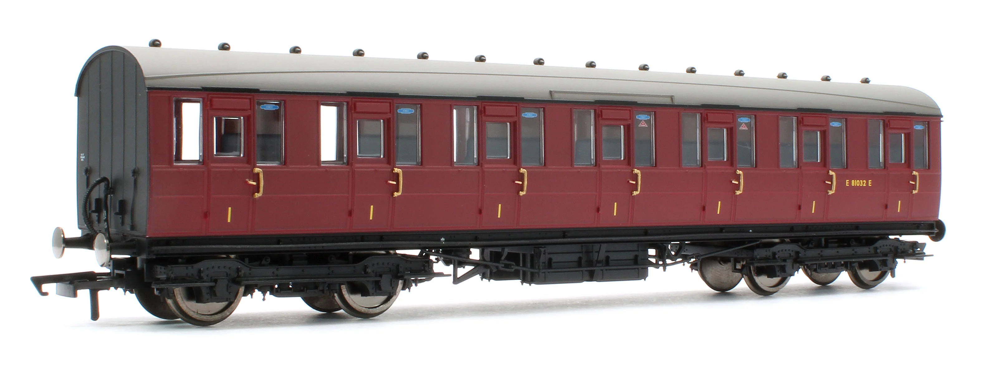 Pre-Owned R4519B BR Gresley Non-Vestibuled Suburban 1st Class Coach 'E81032E' - Image 3