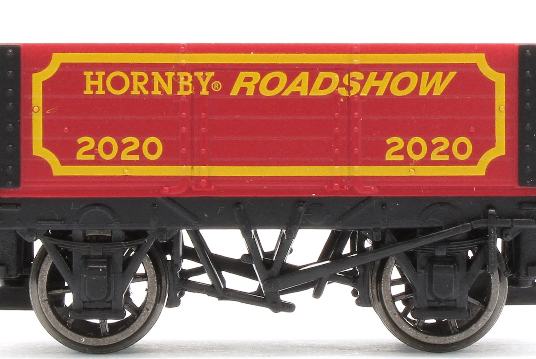 Pre-Owned R60004 6 Plank Wagon 'Hornby Roadshow 2020' - Image 4