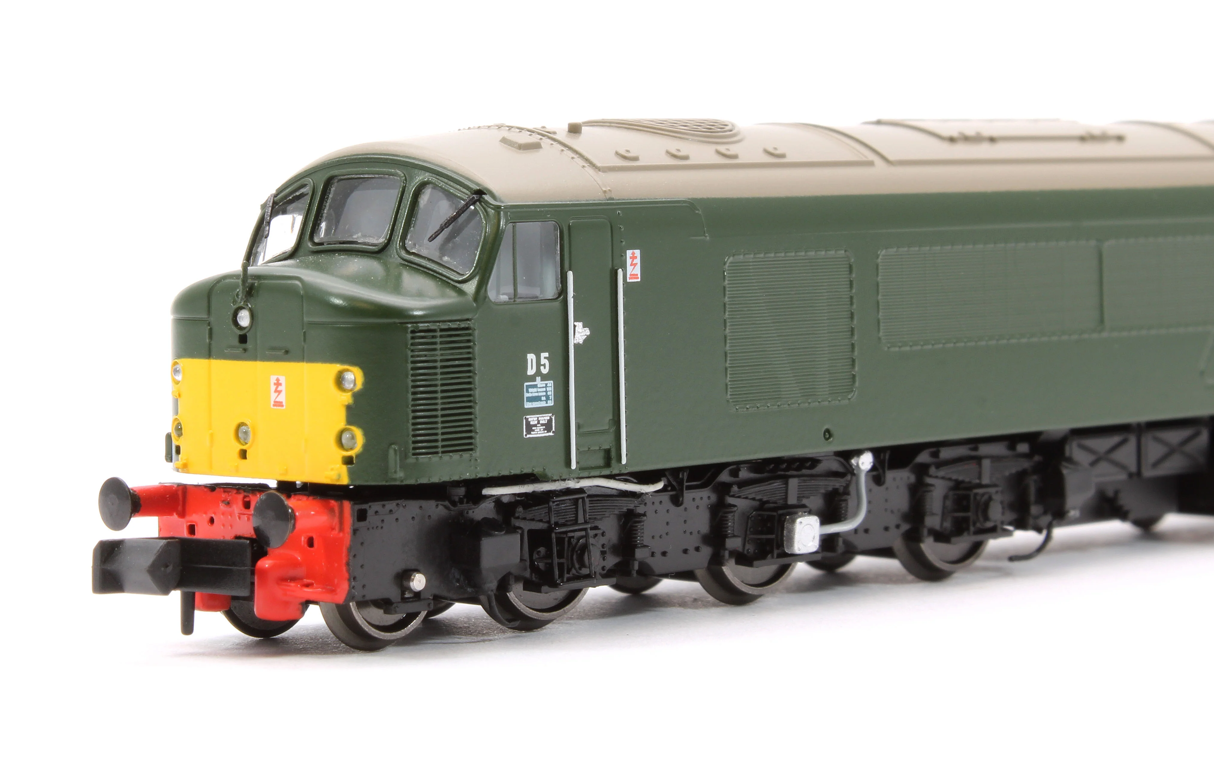 948004 Class 44 D5 "Cross Fell" BR Green With Small Yellow Panel Diesel Locomotive - Image 8