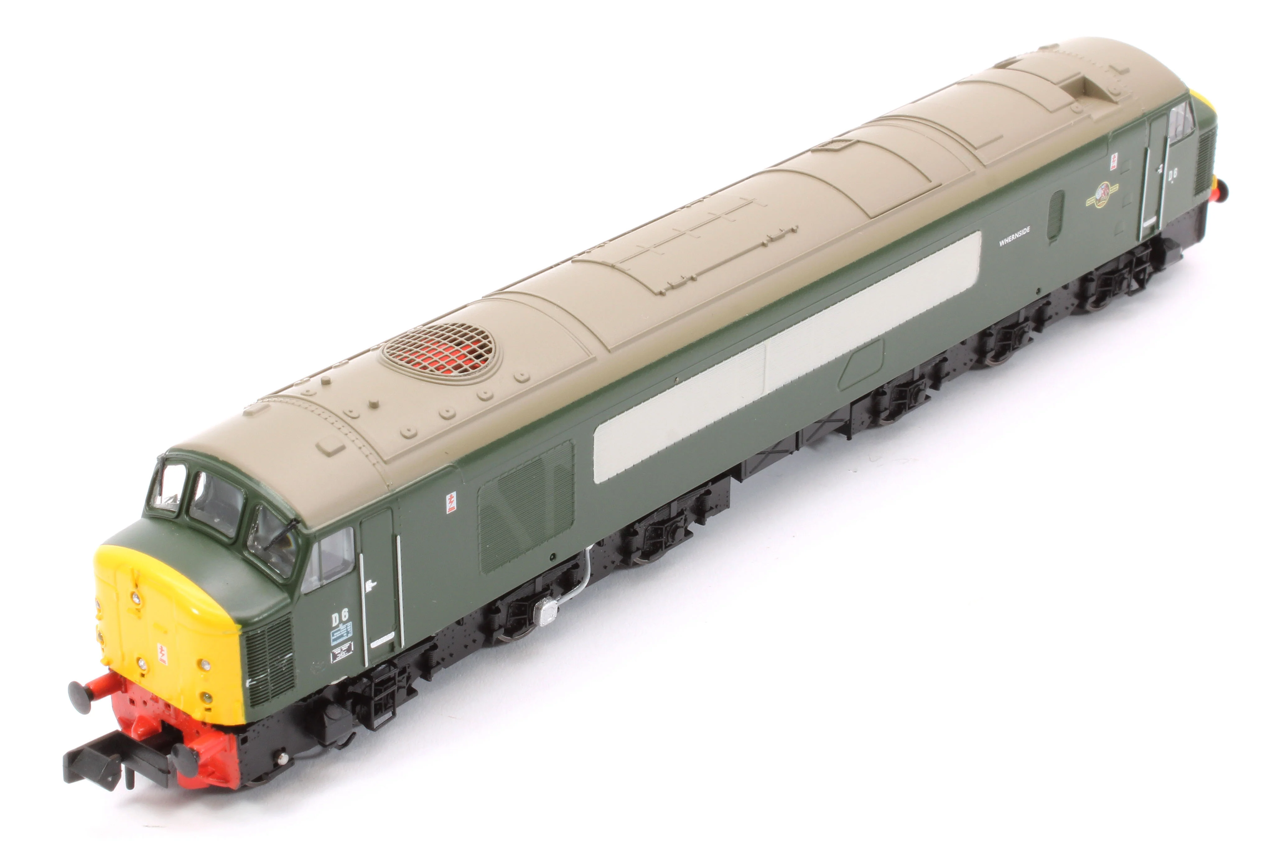 948005 Class 44 6/D6 "Whernside" BR Green Full Yellow Ends Diesel Locomotive - Image 10