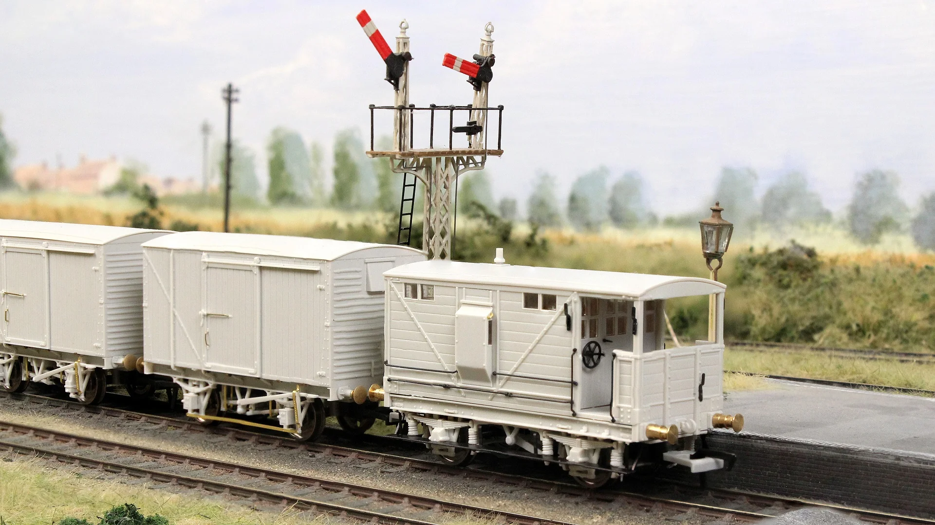 987007 LNWR D17b Brake - BR No.M280844 - Image 6