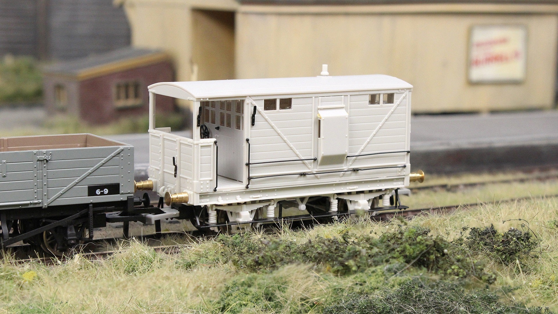 987009 LNWR D17b Brake - BR Departmental No.DM280936 - Image 7