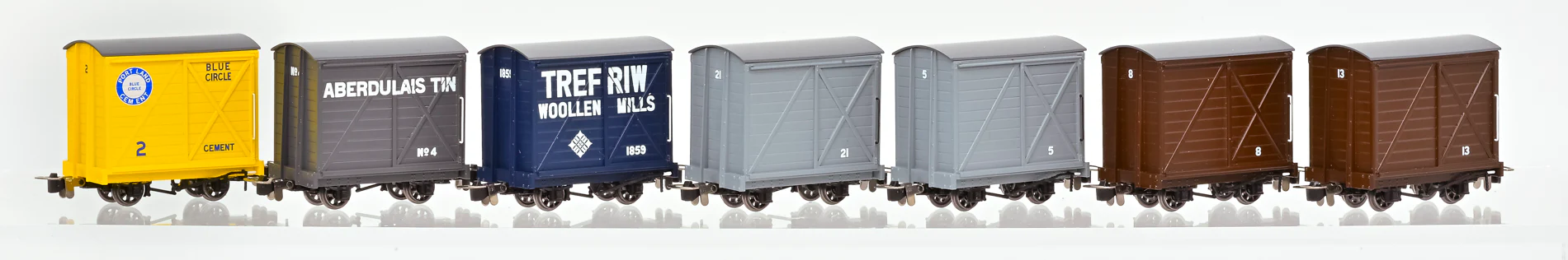 990304 Covered Van - Plain Grey No.21 - Image 2