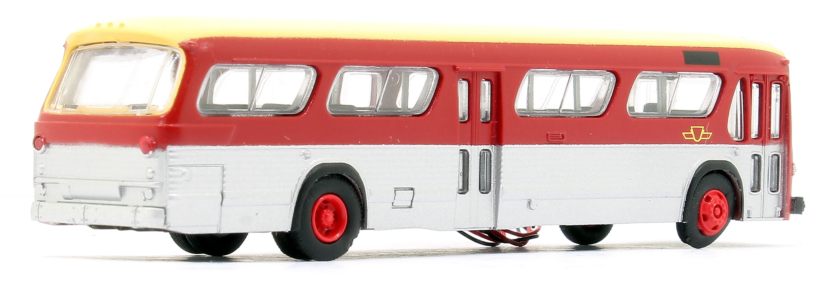 573006 N Gauge New Look Bus - Toronto (Maroon) - Image 2