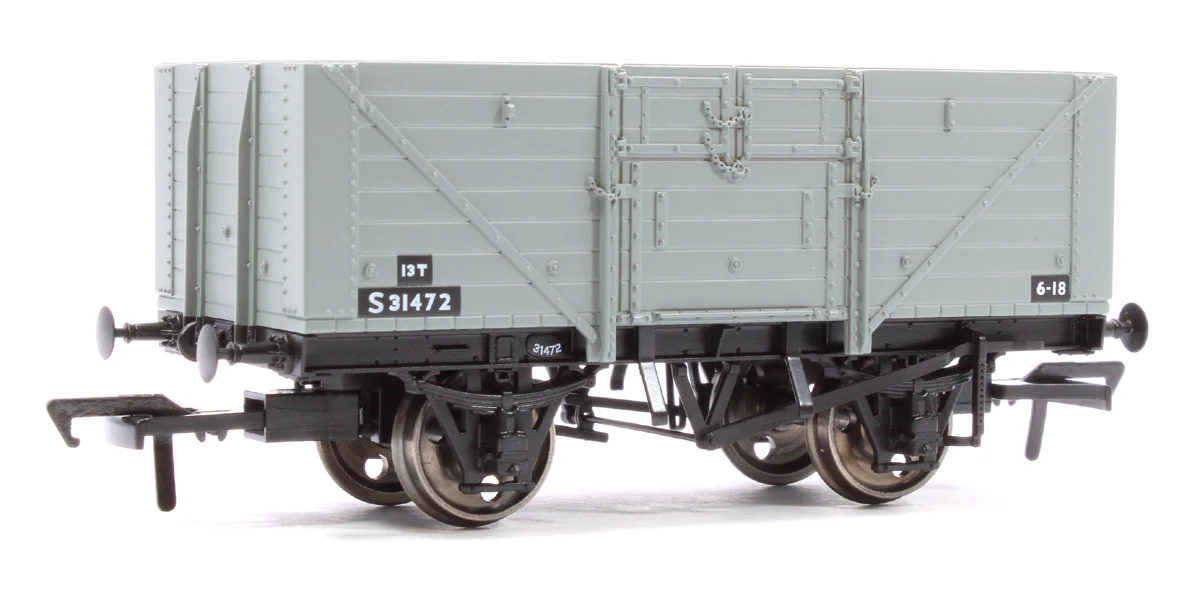 940024 Southern Railway 8 Plank Open Wagon D1379 No.S31472, BR Grey