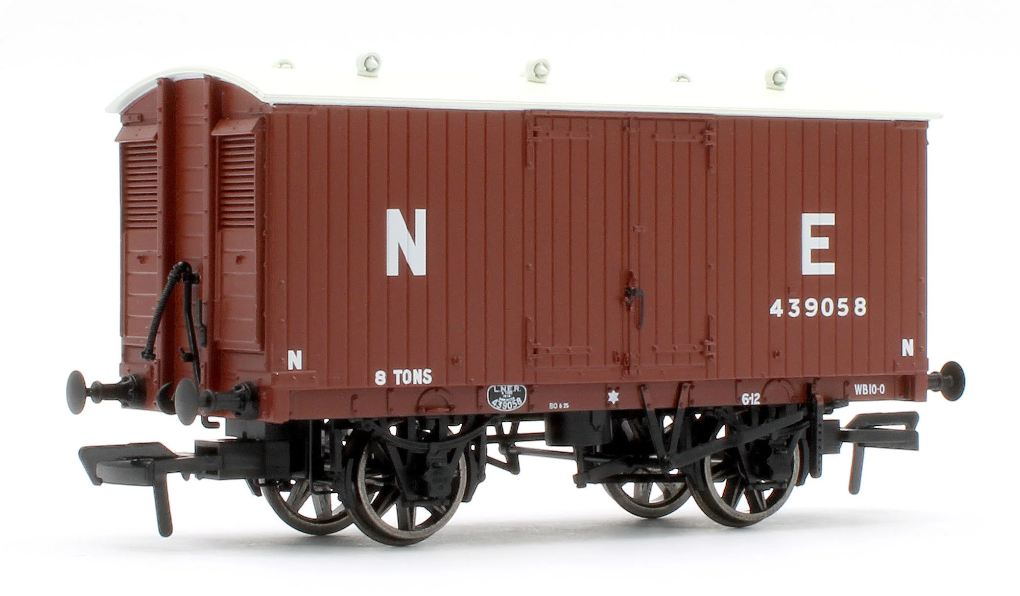 930008 GNR 8 Ton Van - NE (Large Letters) No.439058 - Image 3