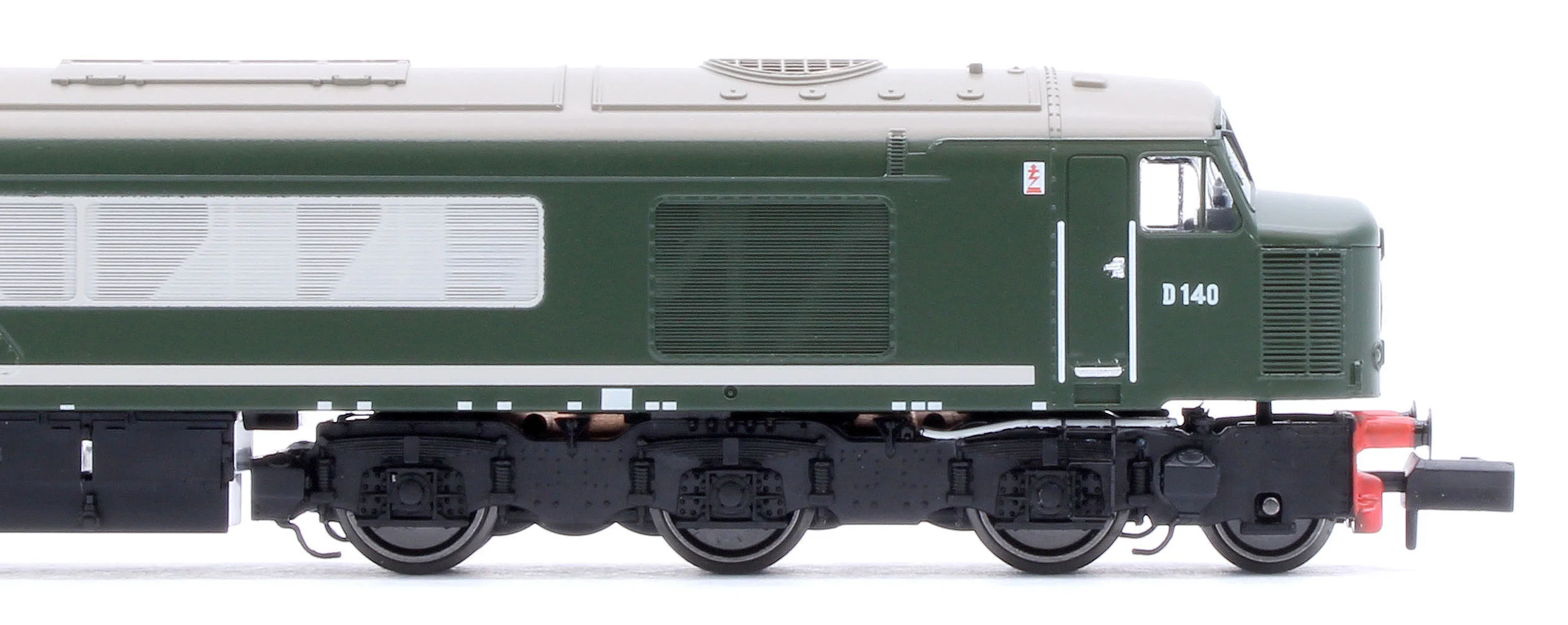 948201 Class 46 D140 1961 All Over Green livery Diesel Locomotive - Image 9