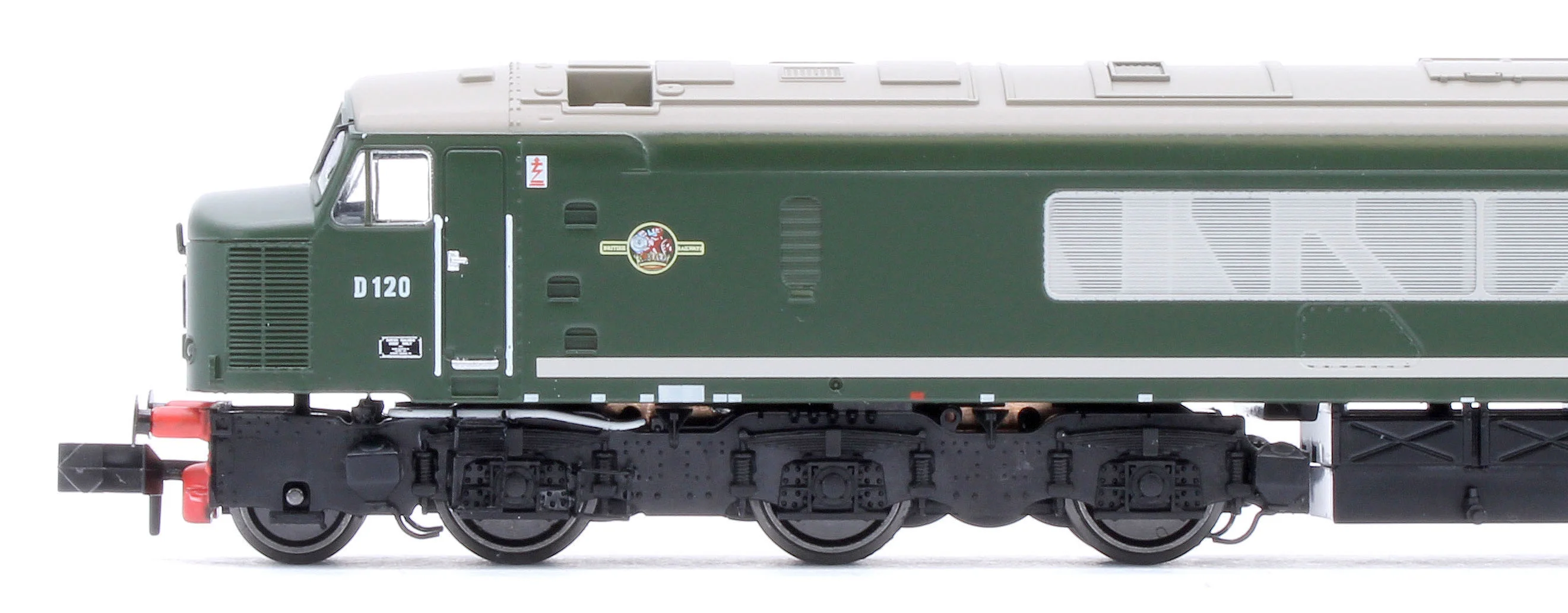 948601 Class 45 D120 Plain BR Green Diesel Locomotive - DCC Sound - Image 8