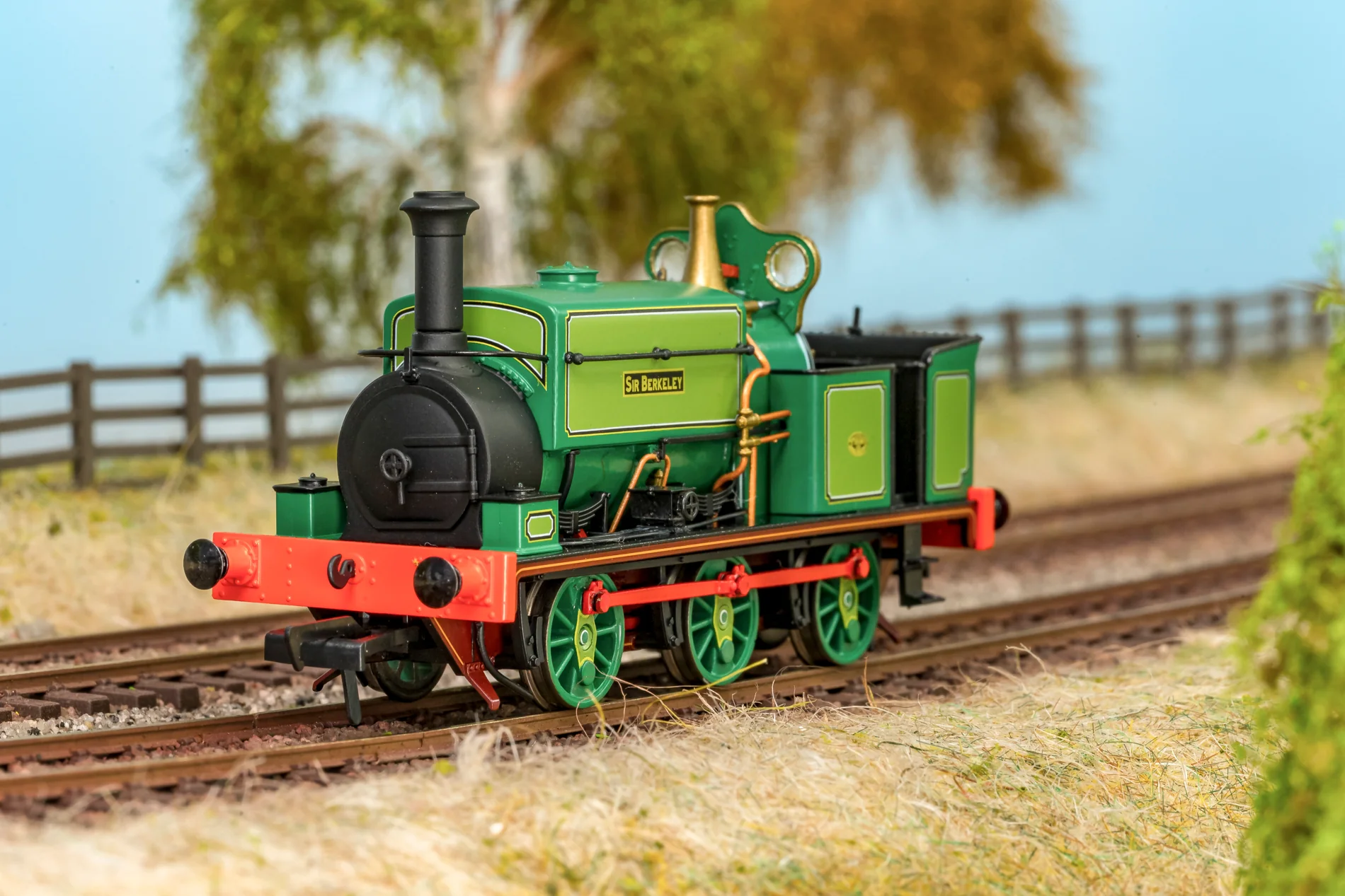 960003 Manning Wardle L Class 'Sir Berkeley' (as Preserved) in Lined Green 0-6-0ST Steam Tank Locomotive - Image 4
