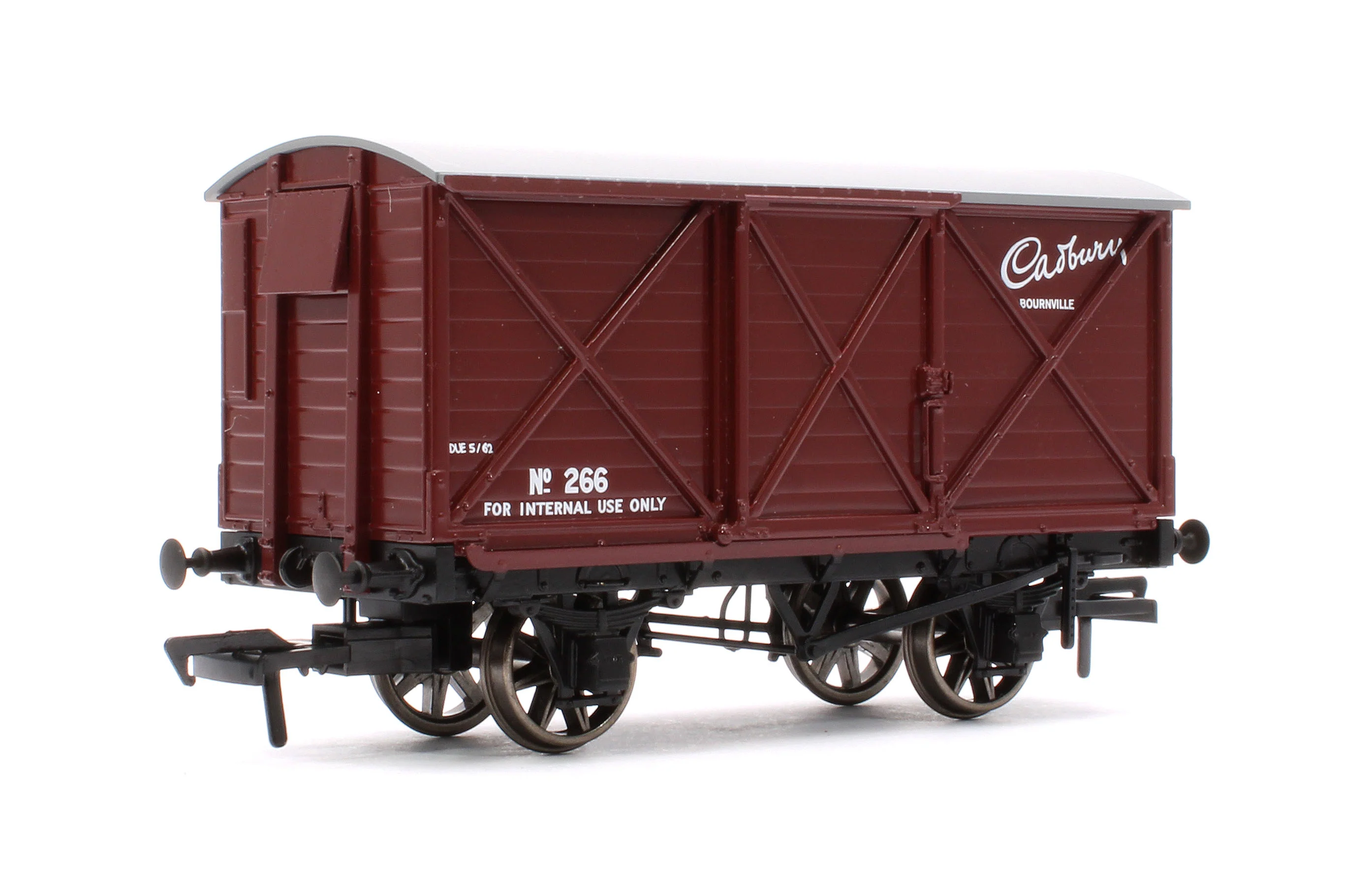 976021 Caledonian Railway Dia.67 10t Van - Cadbury No.266 - Image 3