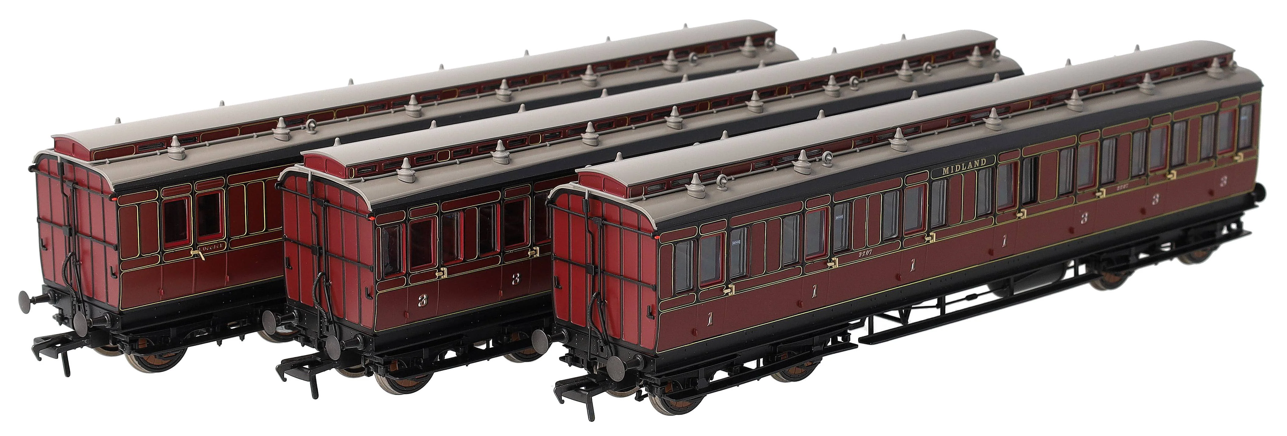 978005 48' Midland Railway ‘Evolution’ Bogie Coach Non-Corridor Carriage No.681, No.2441 & No.3207 3-Pack - Image 2