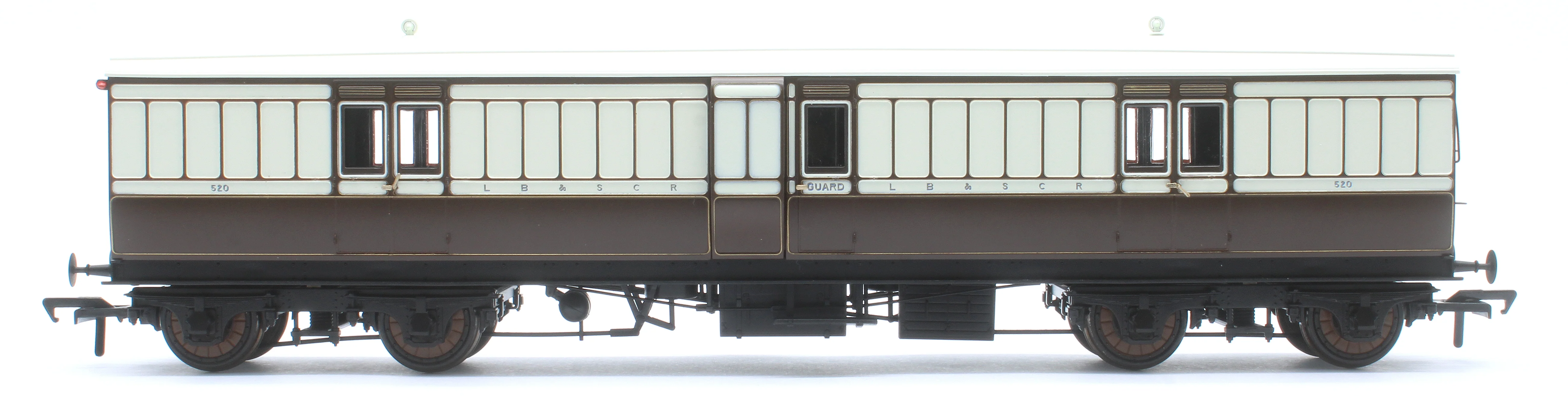 978052 48' LBSCR ‘Evolution’ Non-Corridor Full Brake No.520 - Image 5