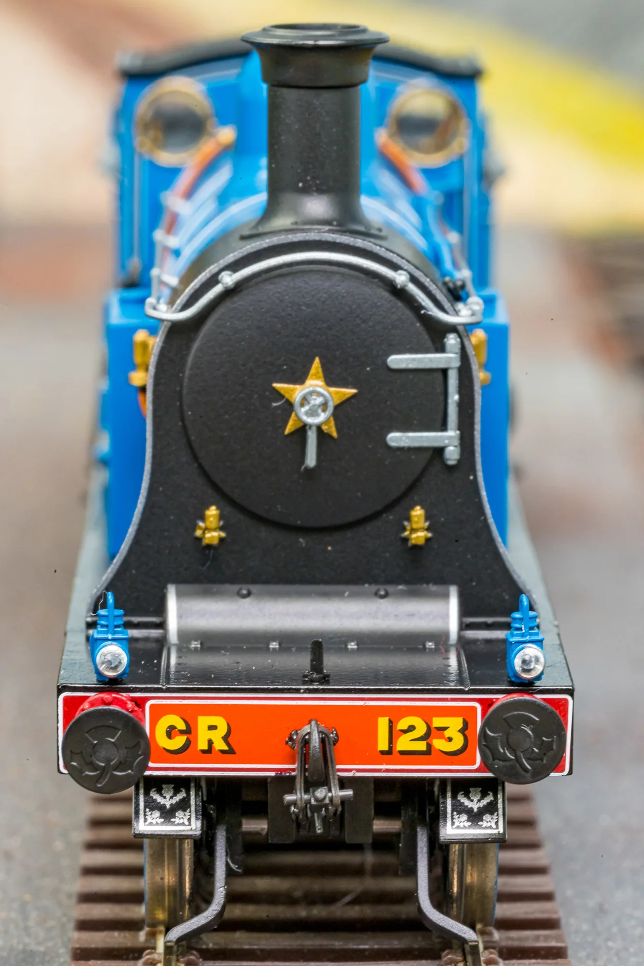 982001 Caledonian Railway Single 4-2-2 Caledonian Blue No.123 (Railtour Condition) Steam Locomotive - Image 4