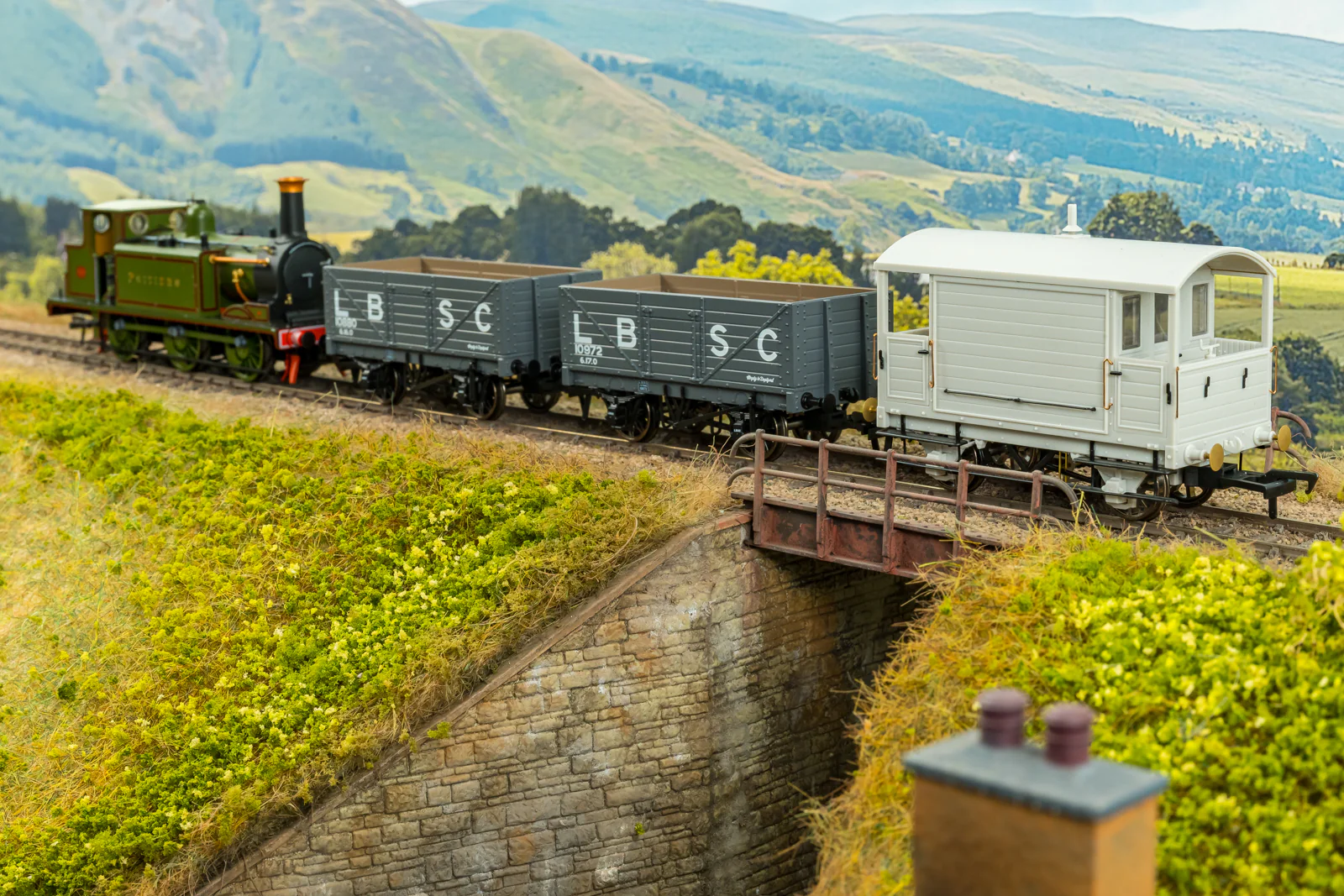 994004 LBSC 4 Wheel Brake Van - SR (Pre-36) No.55758 - Image 5