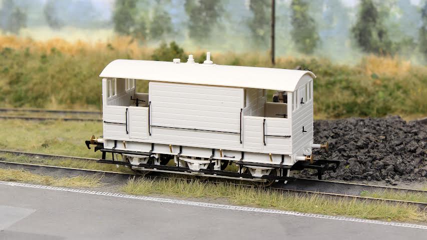 975015 GCR 15T 6w Brake - BR Bauxite No.DE634310 - Image 4