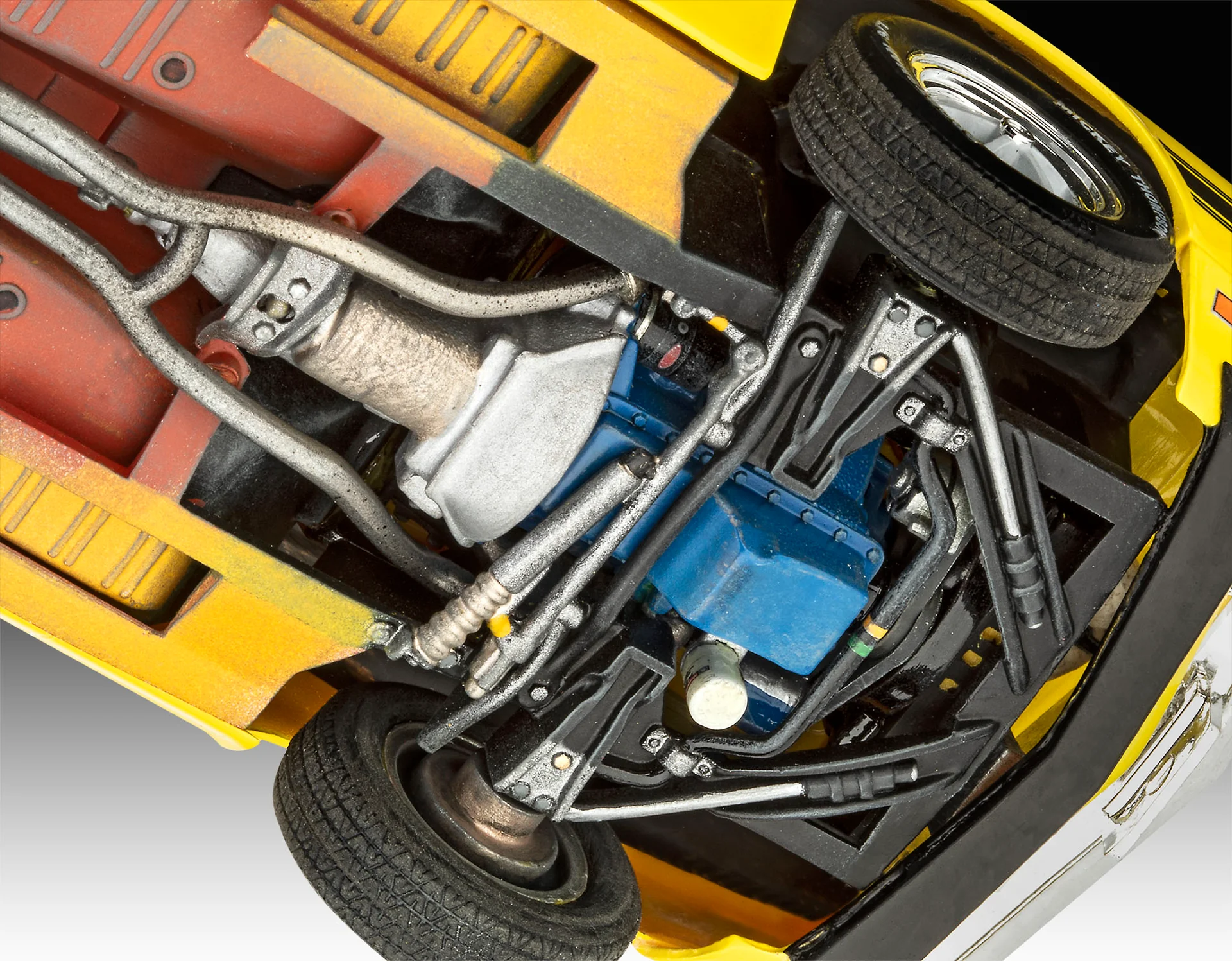 07729 70 Shelby Mustang GT500 Model Kit - Image 4