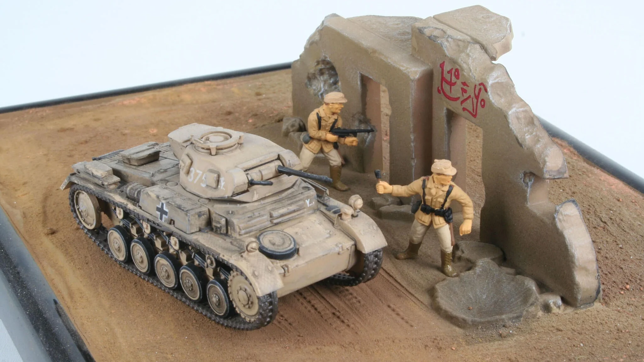 03229 PzKpfw II Ausf. F Model Kit - Image 3