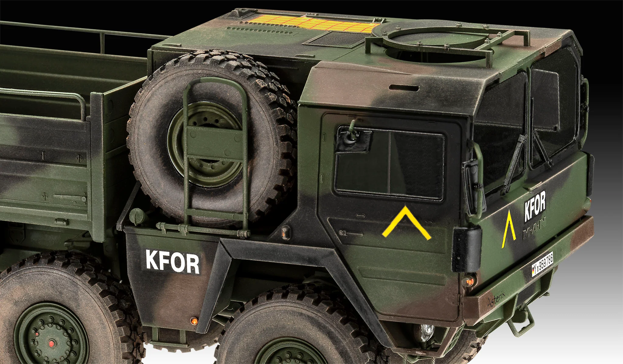 03367 MAN 10t milgl truck 8x8 Model Kit - Image 4